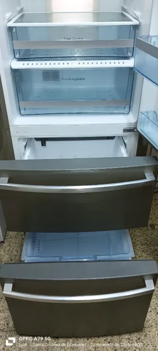 Nevera Combi HAIER Gris no Frost energía A+