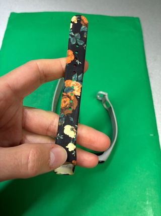 Reloj Inteligente Gris y Negro