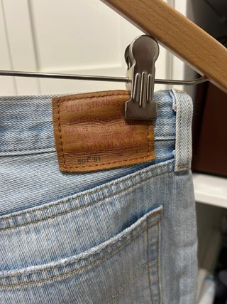 Pantalón vaquero Levi's azul claro