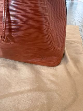 Bolso Louis Vuitton Noe Naranja
