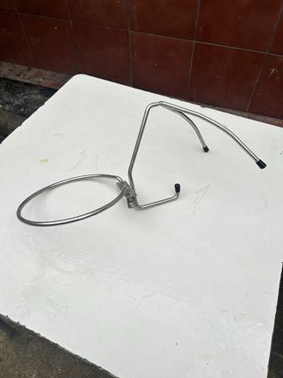Soporte para cubitera de metal