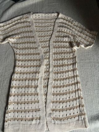 Kimono de punto beige y dorado