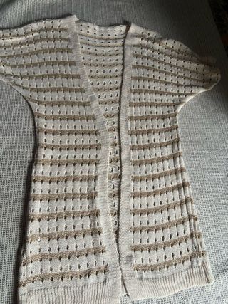 Kimono de punto beige y dorado