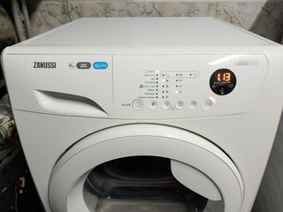 Secadora Zanussi 8kg Bomba de Calor