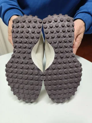 SIN ESTRENAR Deportivas New Balance, 35-36