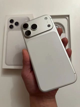 IPHONE 17 PRO MAX 512GB ARGENTO 100% BATTERIA