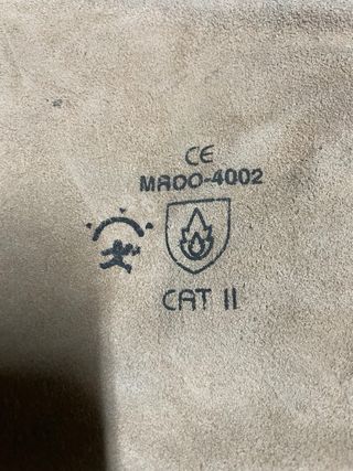 Mandil y manguitos para soldadura