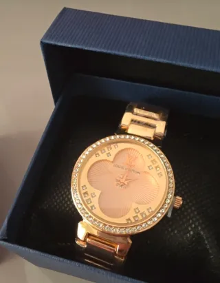 Reloj Guess Mujer Plata y Blanco