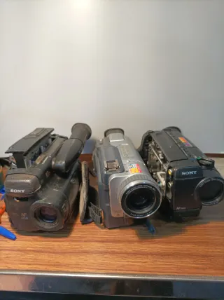 3 Fotocamere Sony per Pezzi