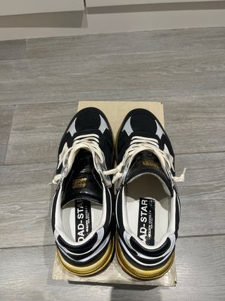 Golden Goose Dadstar Sneakers Negro/Dorado
