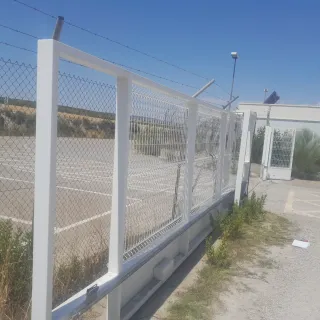 Montaje De cercados y vallas