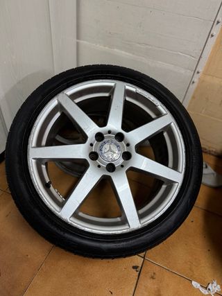 Llantas Mercedes Benz