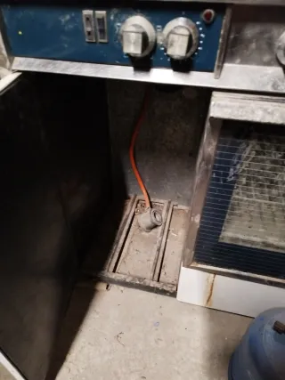 Cocina de gas blanca