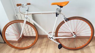 Bici Fixie Blanca Ruedas Naranja
