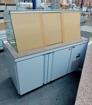 Vitrina refrigerada expositora kebab 632575742