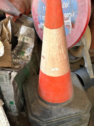 Conos de señalización 80cm