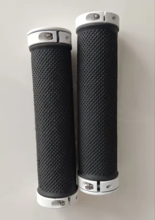 Puños Manillar Bicicleta Negro/Blanco