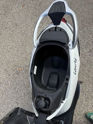 Piaggio Liberty 50 L.E. Scooter