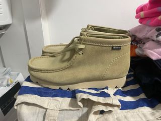 Botas Clarks Wallabee Gore-Tex Beige
