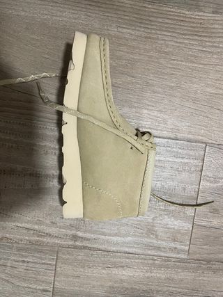 Botas Clarks Wallabee Gore-Tex Beige