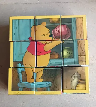 Winnie the Pooh. Conte amb Puzles de Cubs: Tria...