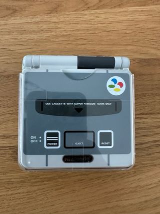 Nintendo Game Boy Advance SP Super Famicom