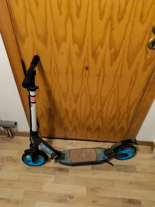Patinete Star Scooter XL blanco y azul