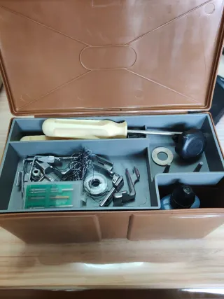 Máquina de coser Alfa 3940 + Bobinas