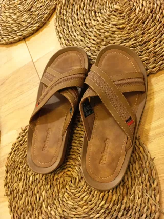 Sandalias de hombre Refresh marrones