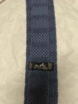 Corbata HERMES hilo azul sin estrenar