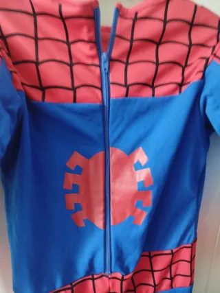 Disfraz Spiderman con máscara talla 4-6años