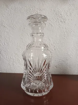 Licorera Cristal Grueso Tallado