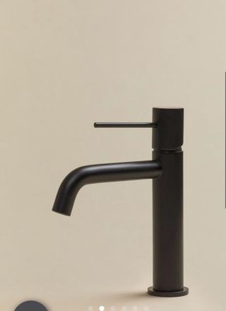 Grifo Sklum Negro 20cm