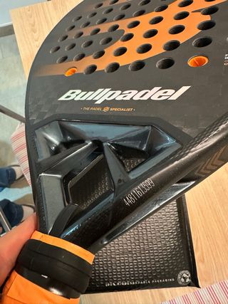 Bullpadel Vertex 04 Hybrid