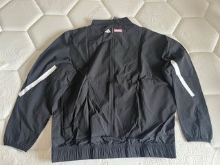 Chaqueta Adidas Real Madrid Himno 25/26 x Marvel