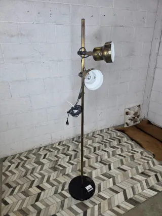 Lámpara de pie Maciá