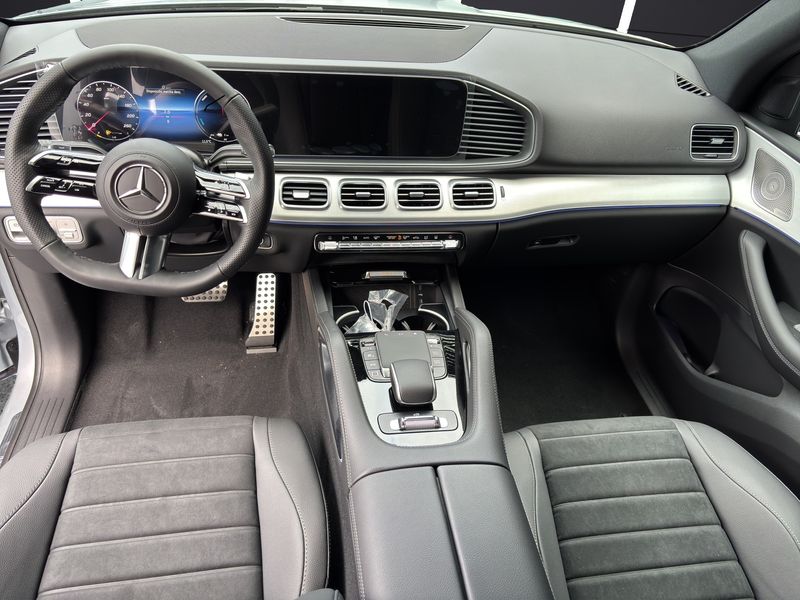 Mercedes-Benz GLE 2025, foto 11