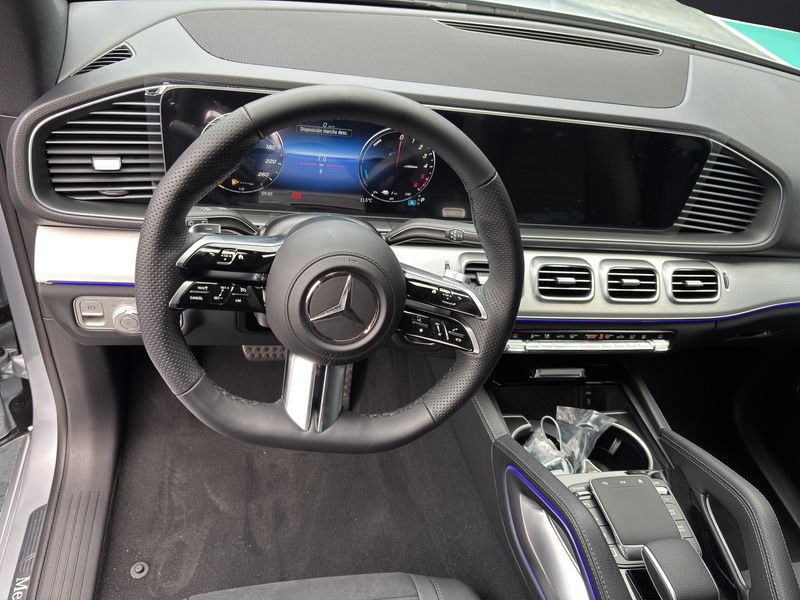 Mercedes-Benz GLE 2025, foto 12