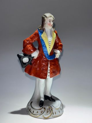 Statuina Sitzendorf Uomo con Cappello