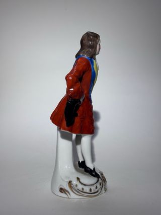 Statuina Sitzendorf Uomo con Cappello