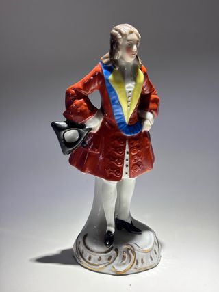 Statuina Sitzendorf Uomo con Cappello