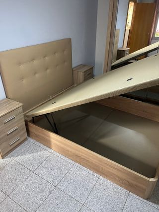 CANAPÉS Y COLCHONES