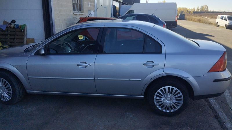 Ford Mondeo 2.0 TdCI 2005 - foto 1