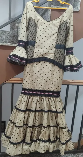 Vestido Sevillana Lunares Beige y Negro