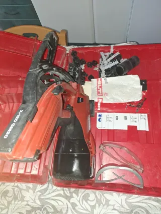 Pistola Clavadora HILTI GX 120-ME