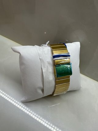 Reloj Sami Caballero Dorado