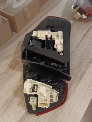 Pilotos Traseros BMW E90 Black Line Originales