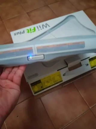 Nintendo Wii Fit Plus Bianca