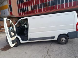 Citroën Jumper 2016 L2H2  Techo plano  250.000 k