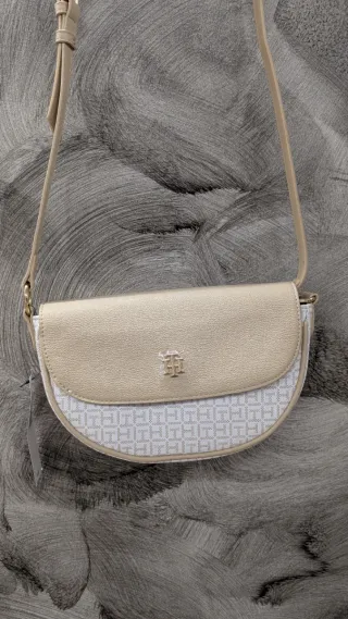 Bolso Tommy Hilfiger Dorado y Blanco